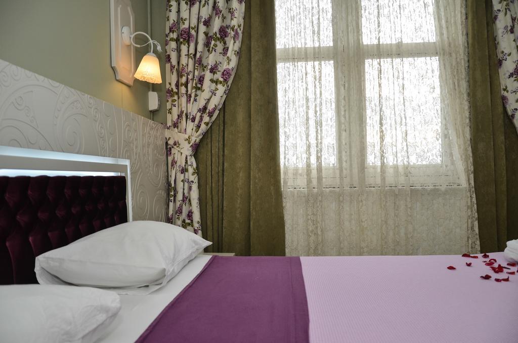 Omer Hayyam Suites Provincia di Istanbul Esterno foto